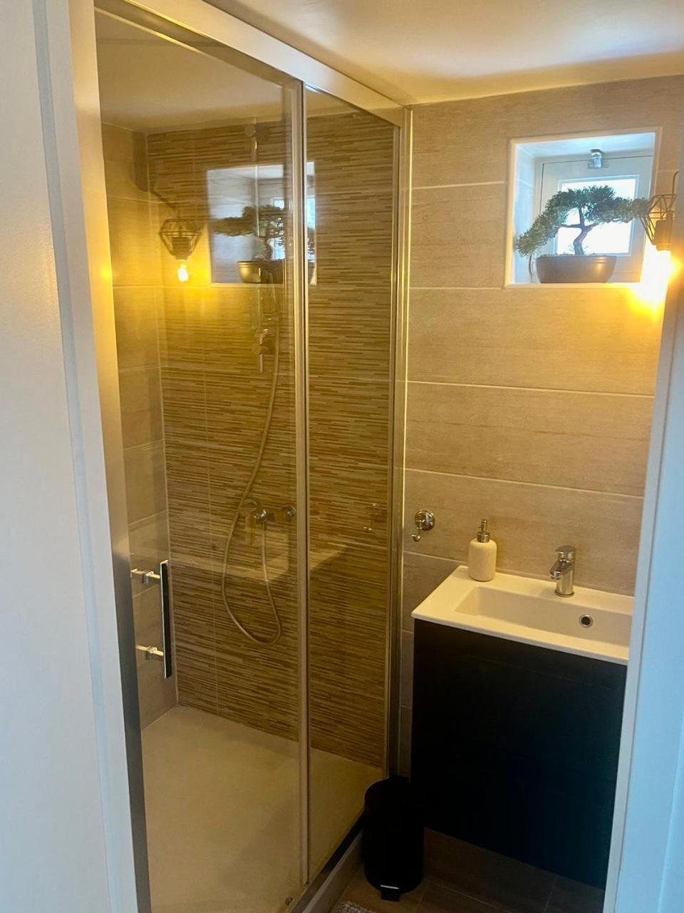 Charmant Et Confortable Appartement Narbonne Narbona Exterior foto